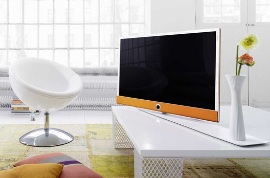 Mit seinen diversen Gehäuse- und Rahmenfarben lässt sich Connect ID sowohl in ein klassisches als auch in ein progressives Wohnraumambiente einfügen.