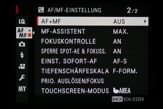 Fujifilm GFX 50S: Aufnahmemenü AF/MF-Einstellungen Seite 2.