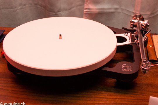 Bei Audiosphere zu sehen und zu hören: Der Plattenspieler Rega Planar 10. Inspiriert vom Rega Naiad und mit dem brandneuen Tonarm RB3000 – ein Vinyl-Statement um 6000 Franken.