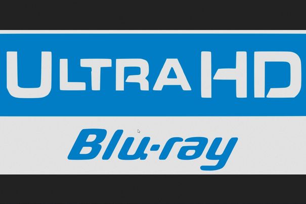 Von der 4K-Filmscheibe Ultra HD BD gibt es derzeit nur das Logo. 4K-Filme auf Silberscheiben kommen wohl erst 2016 in den Handel.
