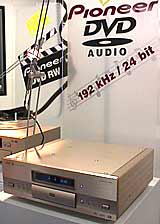 Der ultimative Kombispieler, der SACD und DVD-Audio abspielen kann ist der in Europa nicht erhältliche Pioneer D-AX10.