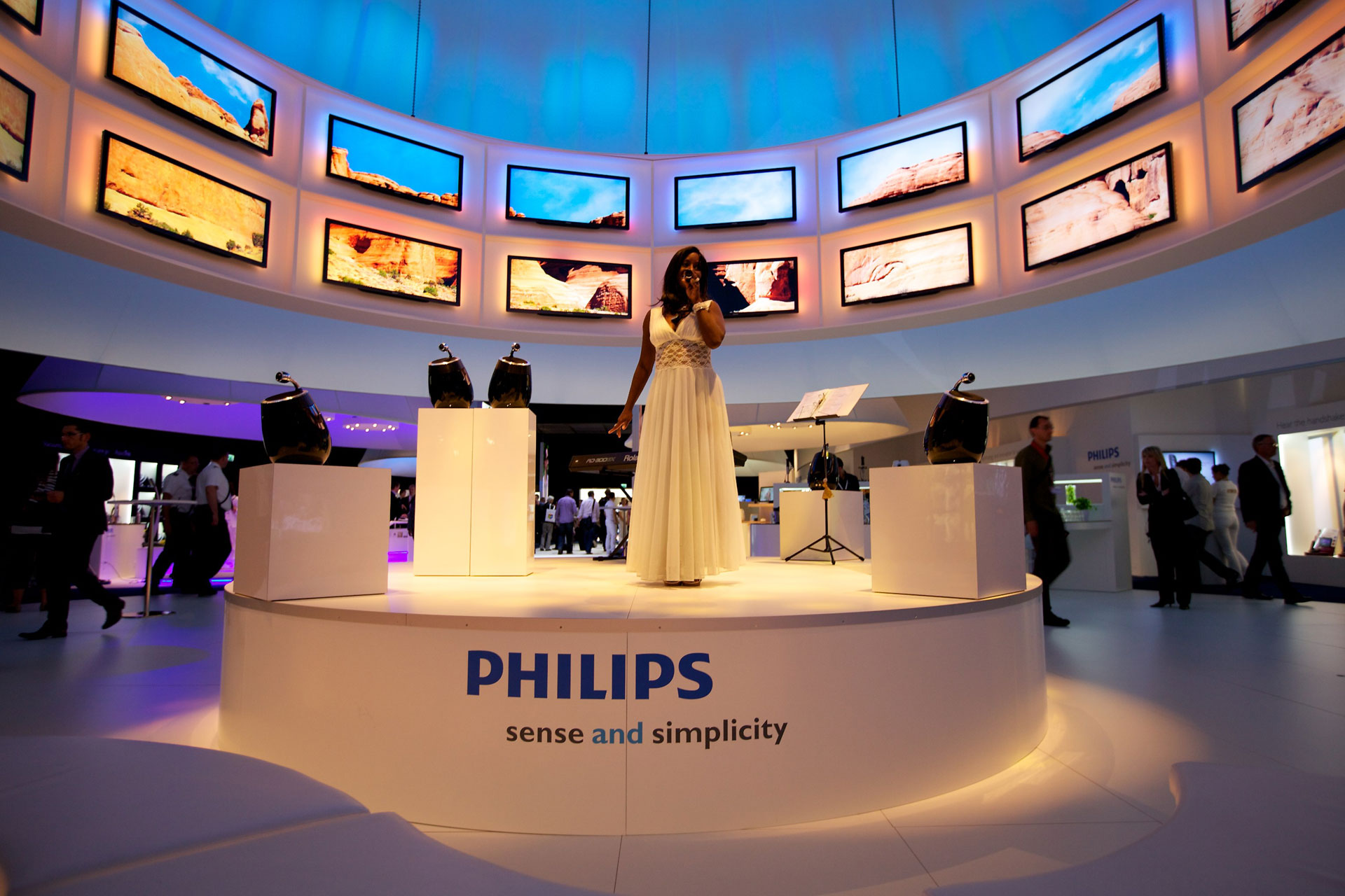 Philips bietet ein breites Angebot im Bereich 3D-TVs mit zwei verschiedene 3D-Technologien: 3D Max oder Easy 3D (Bild: Philips)