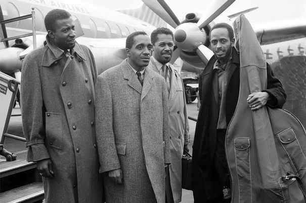 Das Modern Jazz Quartet 1961 auf Europatournee: Conny Kay, Milt Jackson, John Lewis und Percy Heath.