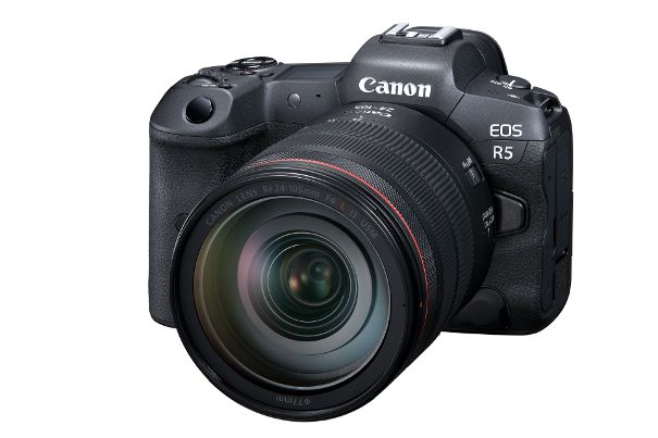 Die neue Canon EOS R5 schiesst Fotos mit 45 Megapixeln Auflösung bei bis zu 20 Bildern pro Sekunde. Als erste spiegellose Vollformatkamera kann sie 8K-RAW-Videos mit bis zu 29.97 Bildern pro Sekunde intern aufzeichnen.