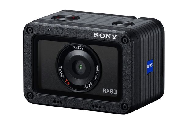Die weltweit leichteste und kompakteste Premium-Kamera: die RX0 II von Sony.