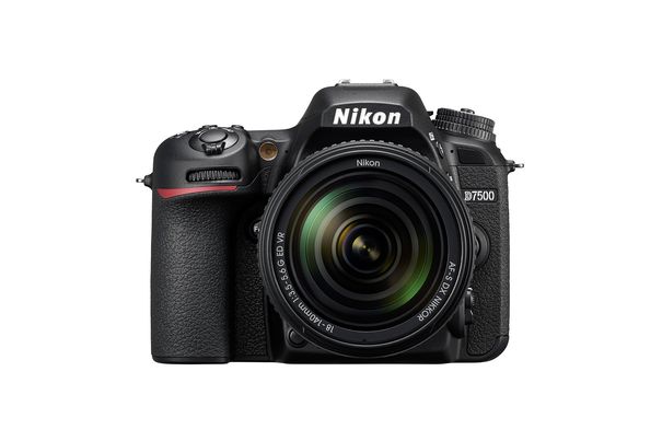 Allrounder: Die Nikon D7500 bietet Gelegenheits- wie engagierten Amateurfotografen viele Funktionen für die fotografische Umsetzung kreativer Ideen.