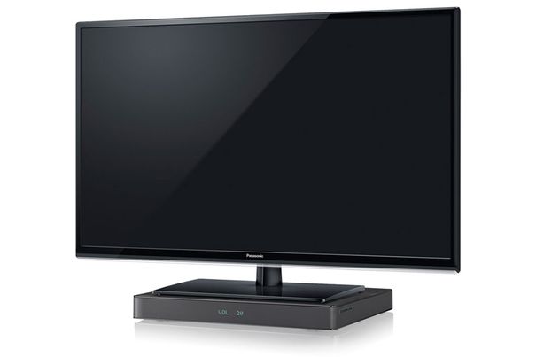 Panasonics kompakter TV-Lautsprecher nennt sich «TV-Speaker-Board». Ihn gibt es sowohl in Silber als auch in Schwarz.