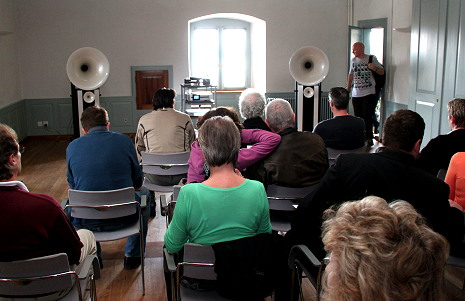 Die riesigen Hörner von Avantgarde Acoustic begeisterten viele Zuhörer mit ihrer unglaublichen Dynamik und räumlichen Tiefe.