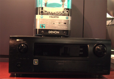 Der AVR 2311 von Denon ist mit vier HDMI 1.4 Eingängen und einem Ausgang ausgestattet. Er hat sieben Kanäle mit 135 Watt pro Kanal. Der USB-Anschluss an der Frontseite arbeitet mit iPod und iPhone zusammen. Der AVR 2311 ist in Silber oder Schwarz für Fr. 1490.- erhältlich.