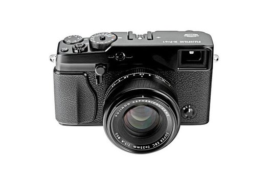 Die X-Pro1 ist auch für Ästheten ein Erlebnis. Das Design der Kamera ist klassisch, die Verarbeitung und Materialanmutung hochwertig.
