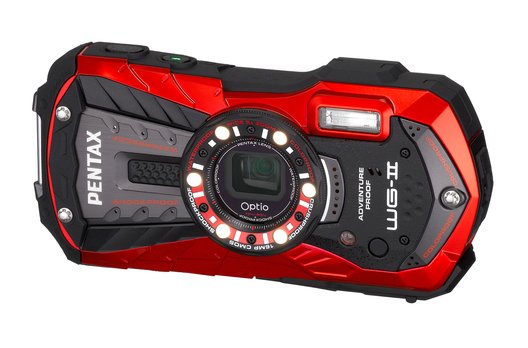 Pentax Optio WG2: Die Kamera hat um ihr 28 - 140 mm-Zoom herum mehrere LED-Leuchten. Die Auflösung für Fotos liegt bei 16 Mpx, jene für Videos bei 1080p. Sie kostet 359 Franken.