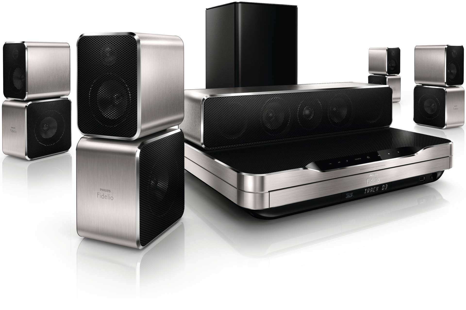 Philips verspricht mit der HTB9550 eine Steigerung der Surround Sound-Wirkung im Vergleich zu einem 5.1-Heimkino. Jeder Lautsprecher verteilt den Klang über drei Treiber im Raum, von denen einer nach vorn und zwei zur Seite hin gerichtet sind.
