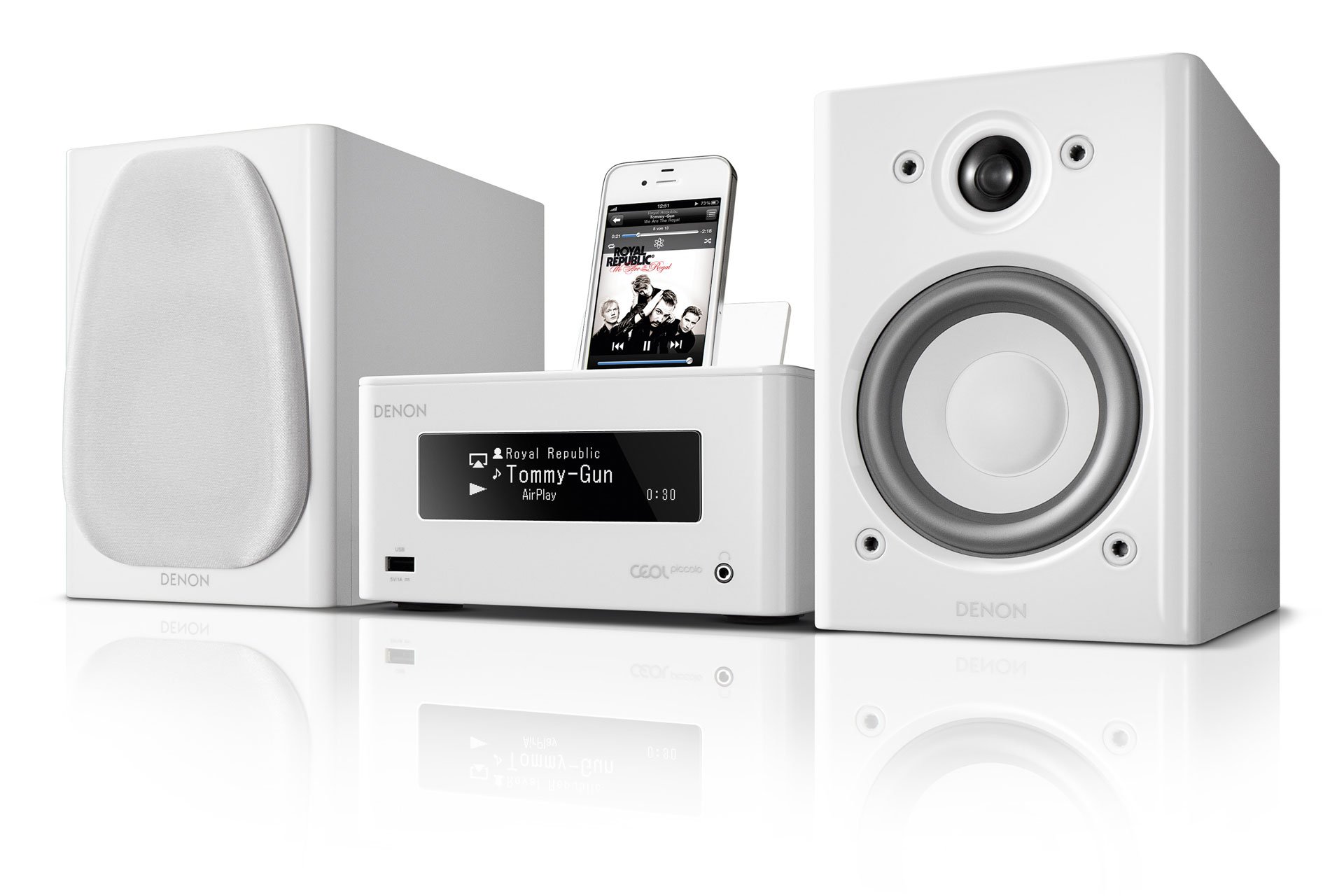 Das Ceol Piccolo von Denon dient als Dock für Apple-Produkte, verfügt über AirPlay und einen USB-Anschluss und ist DLNA zertifiziert. Es liefert 2 x 65 Watt.