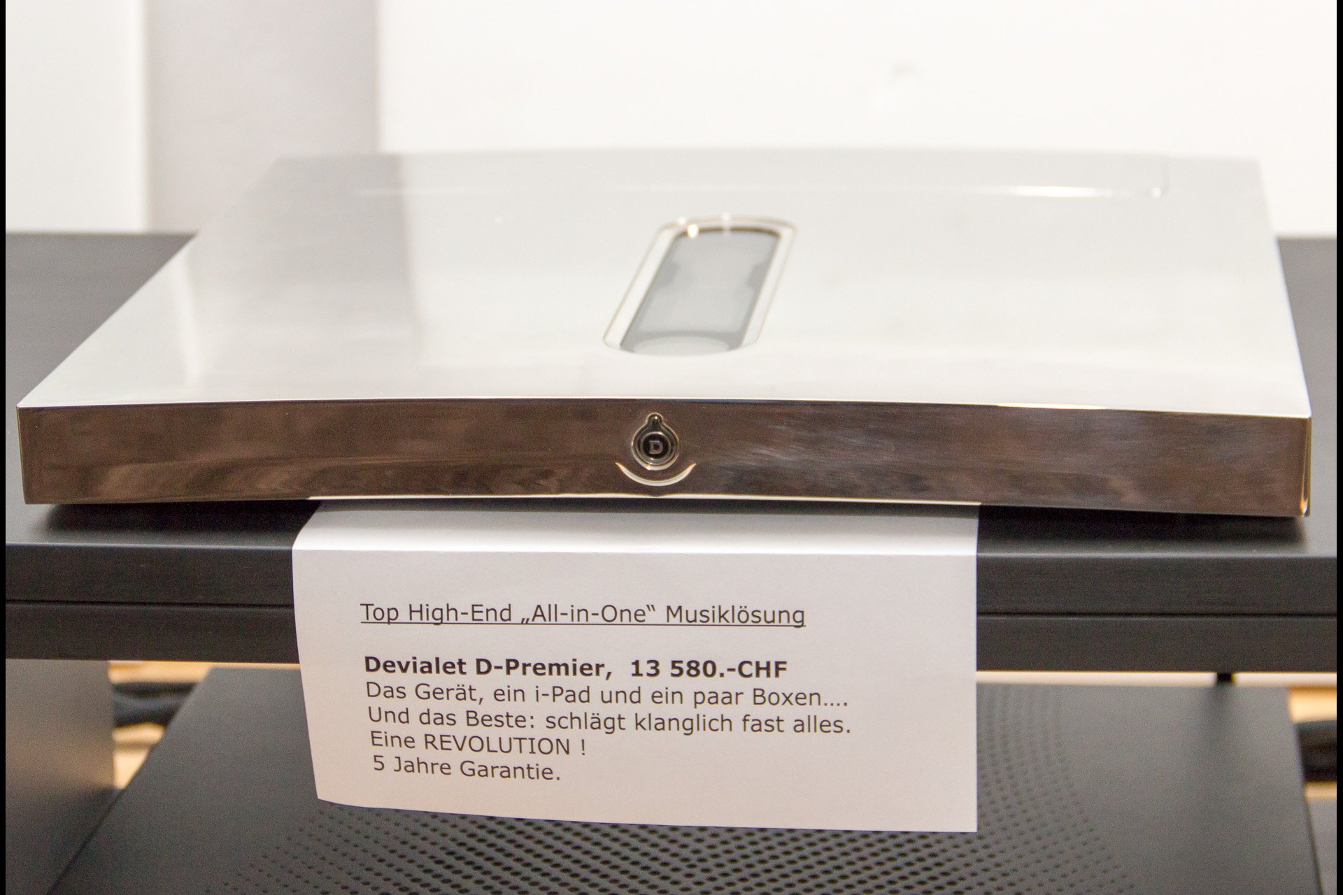 ... sowie der Devialet D-Premier Vollverstärker. Ein Produkt mit einem kometenhaften Aufstieg.