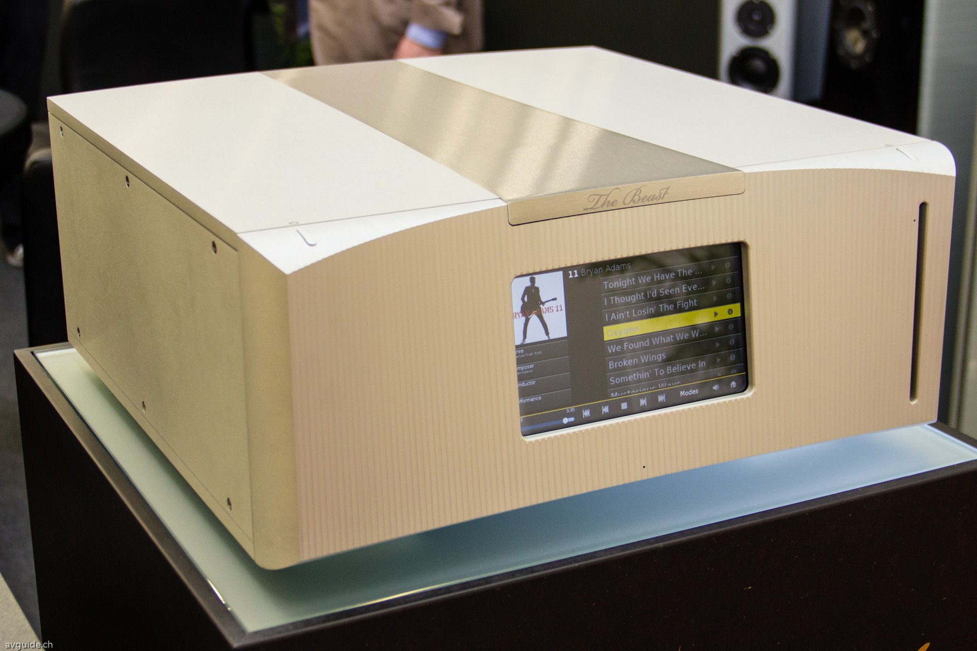 Die "Bestie" aus Solothurn: Der Schweizer Hersteller ReQuest Audio mit dem Audio-Server "TheBeast" für allerhöchste Ansprüche.