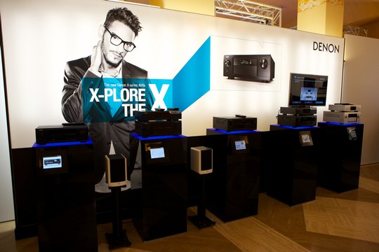 X-Plore the X: Mit den AV-Receiver der X-Serie beschreitet Denon den Weg unter dem Motto „Simplification“. Das gelingt sehr gut, die neue Linie überzeugt durch Benutzerfreundlichkeit...