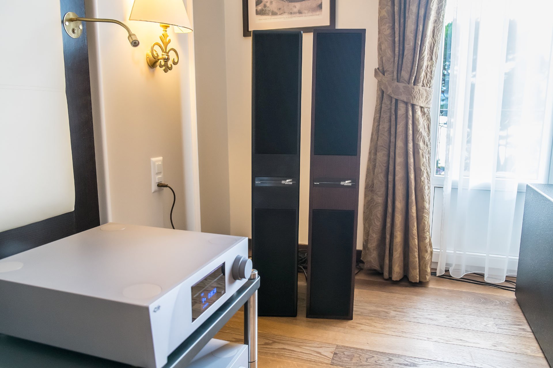 Audio Performance präsentierte überzeugend ihre Aktiv-Standlautsprecher für Home-Anwendunge