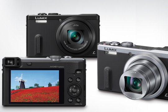 Die kompakte Kamera misst 111 x 64 x 33 mm und wiegt 236 g mit SD-Karte und Akku. Sie ist in Schwarz und Silber-Schwarz erhältlich.