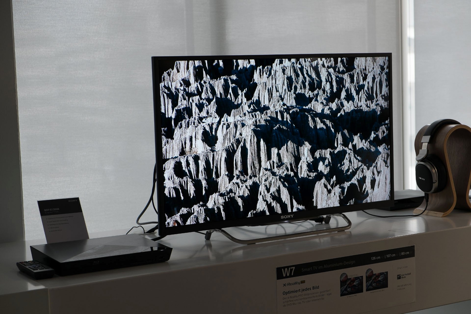 Beeindruckende Bildqualität beim W7 Smart TV
