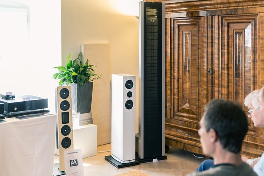 Neben den fantastisch klingenden Audio-Exklusiv Elektrostaten zeigte Andreas Müssig vom Hifi Studio Wil auch seine, in eigener Regie entwickelten AM-Lautsprecher.