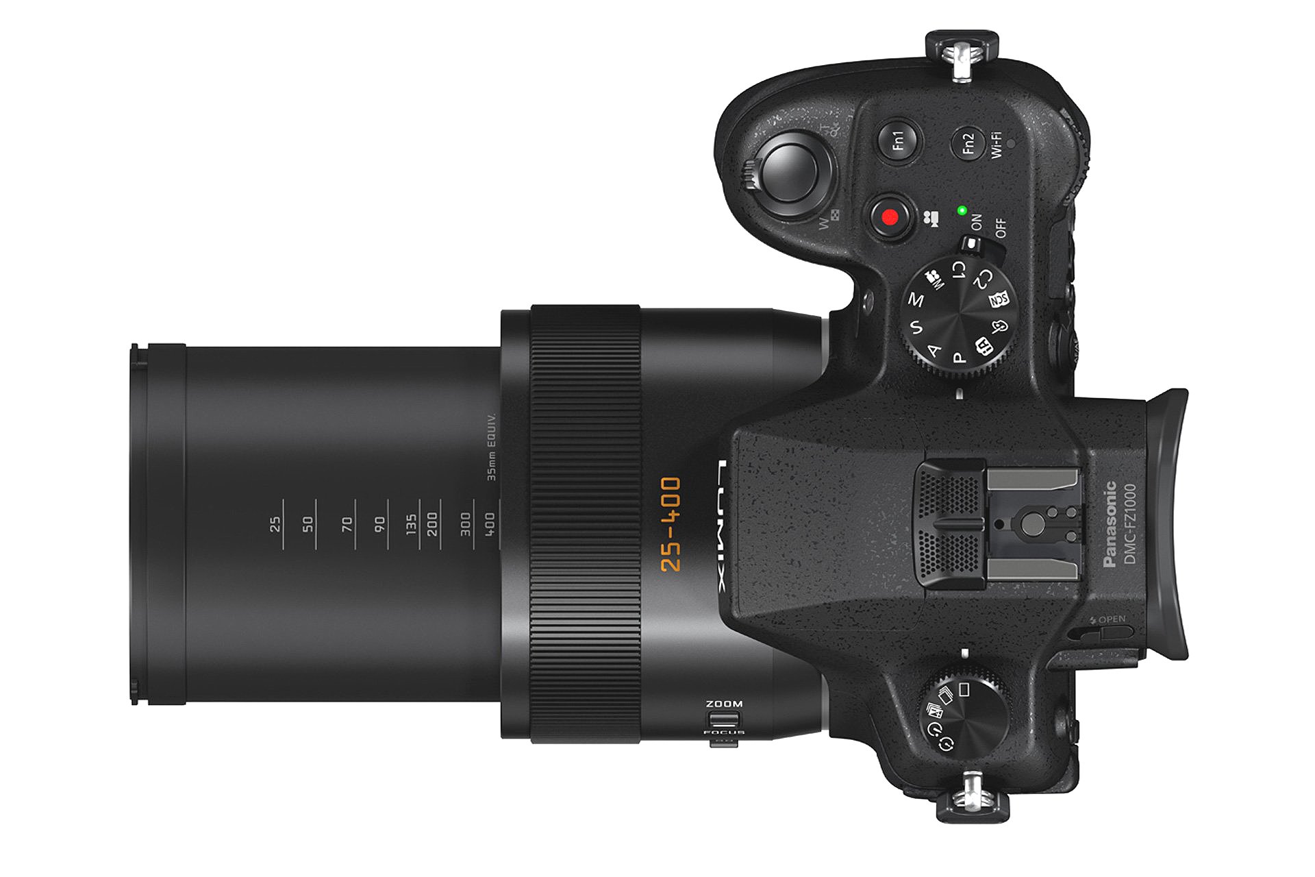 Der Blick von oben: Zwei griffige Programm-Wahlräder, der On/Off-Schalter, die rote Video-Starttaste, der Fotoauslöser mit Zoomhebel und die Funktionstasten Fn1 und Fn2 (Wi-Fi). Ein Stereo-Zoom-Mikrofon ist vor dem Zubehörschuh ins Gehäuse integriert.
