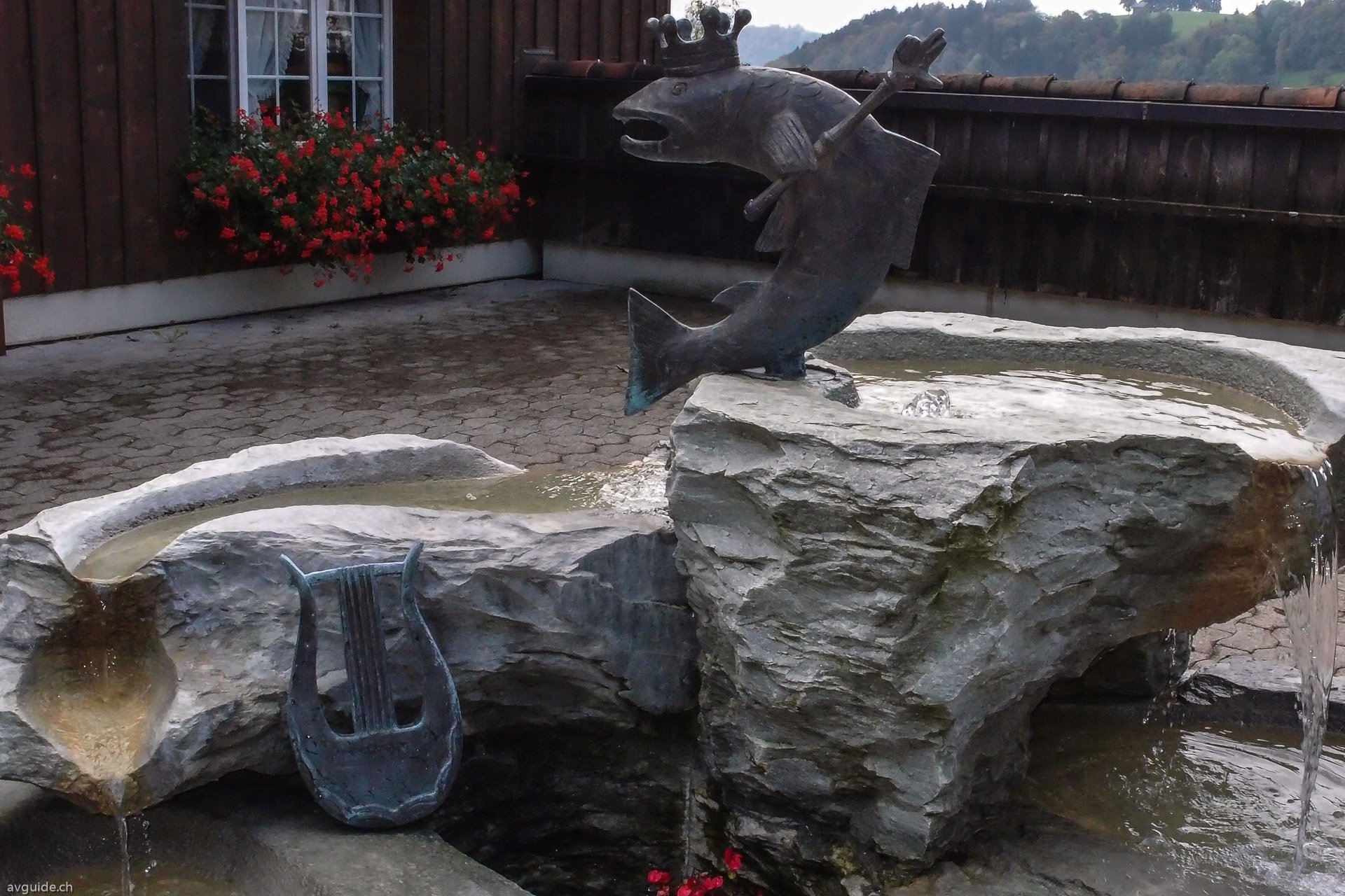 Lachs und Musik vereinigen sich auf der Balik Farm in Ebersol, Toggenburg.