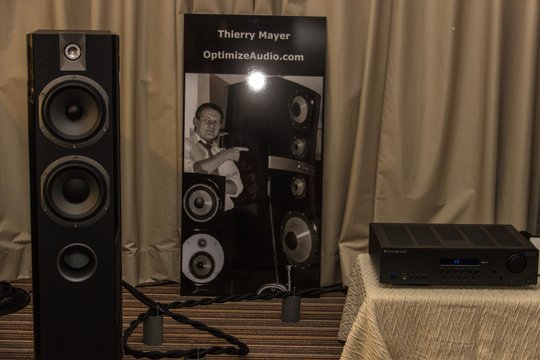 Thierry Mayer ist DER Schweizer Audiotuner. Er feilt an den Details und optimiert Ihre Audiokette.