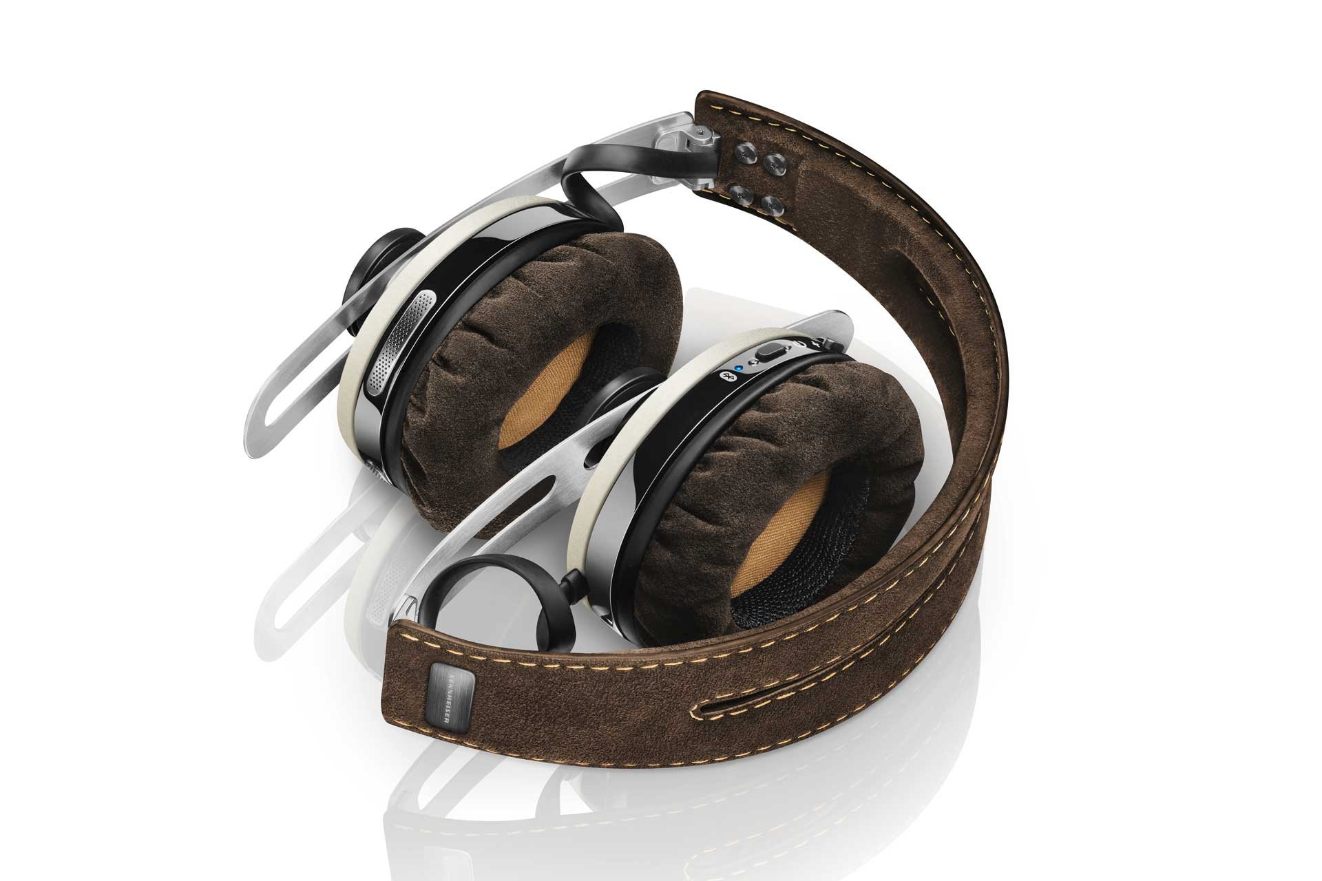 Noch einmal der Momentum II On-Ear - zusammengefaltet aber ohne Kabel. Dieses Wireless-Modell nutzt Bluetooth zur Übertragung von Musik.