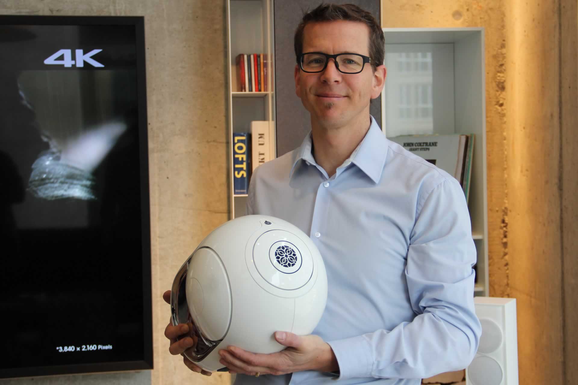 Voice 70: Voice70 zeigt eine Schweizer Premiere, den Devialet Phantom. Ein Lautsprecher, welcher nicht nur anders ausschaut, sondern auch innen ein komplett neues Design aufweist. Weiter zeigt voice70 spannende Streaming Anlagen mit Komponenten von Sonus Faber, Piega, Lindemann, Naim und Devialet, natürlich im akustisch optimierten Raum! 