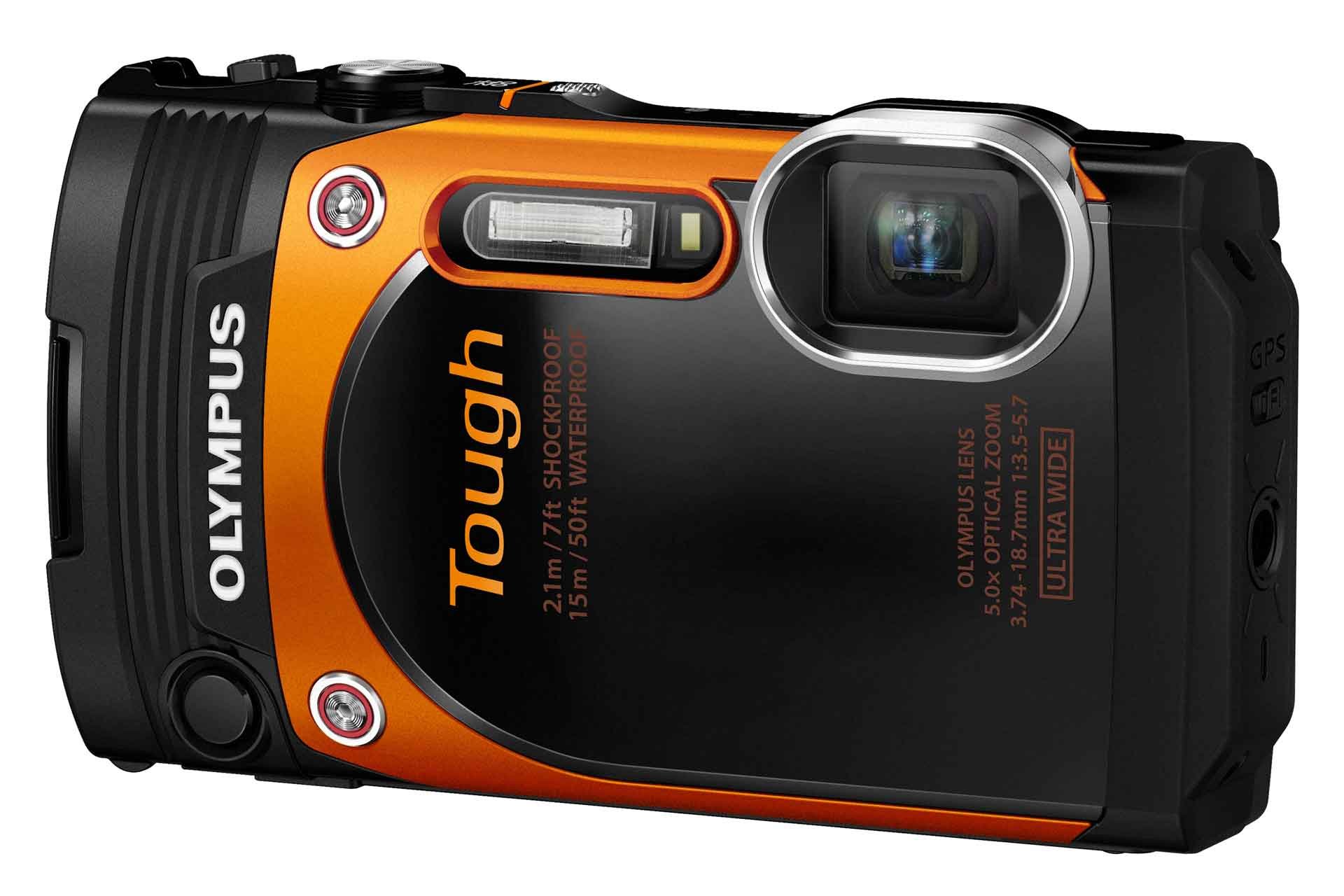 In Sachen Robustheit zieht die TG- 860 von Olympus mit der TG-4 gleich. Optisch ist der Brennweitenbereich dank des 5-fachen optischen Zooms grösser: er reicht von 21 - 105 mm. Auch beim integrierten WLAN bietet sie die gleichen Möglichkeiten wie ihre Schwester. Die Positionsdaten der Aufnahme stehen dank GPS innerhlab von 10 Sekunden zur Verfügung.