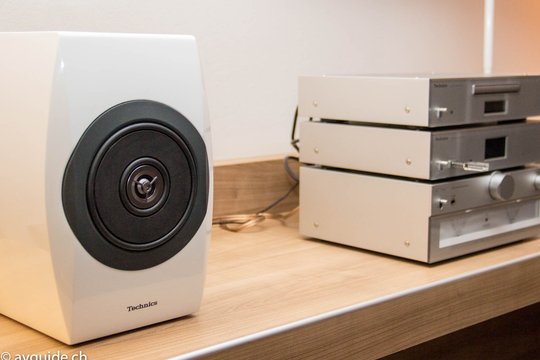 Aber auch die Premium Class C700-Serie von Technics bietet viel Musikalität verbunden mit modernster Audiotechnik