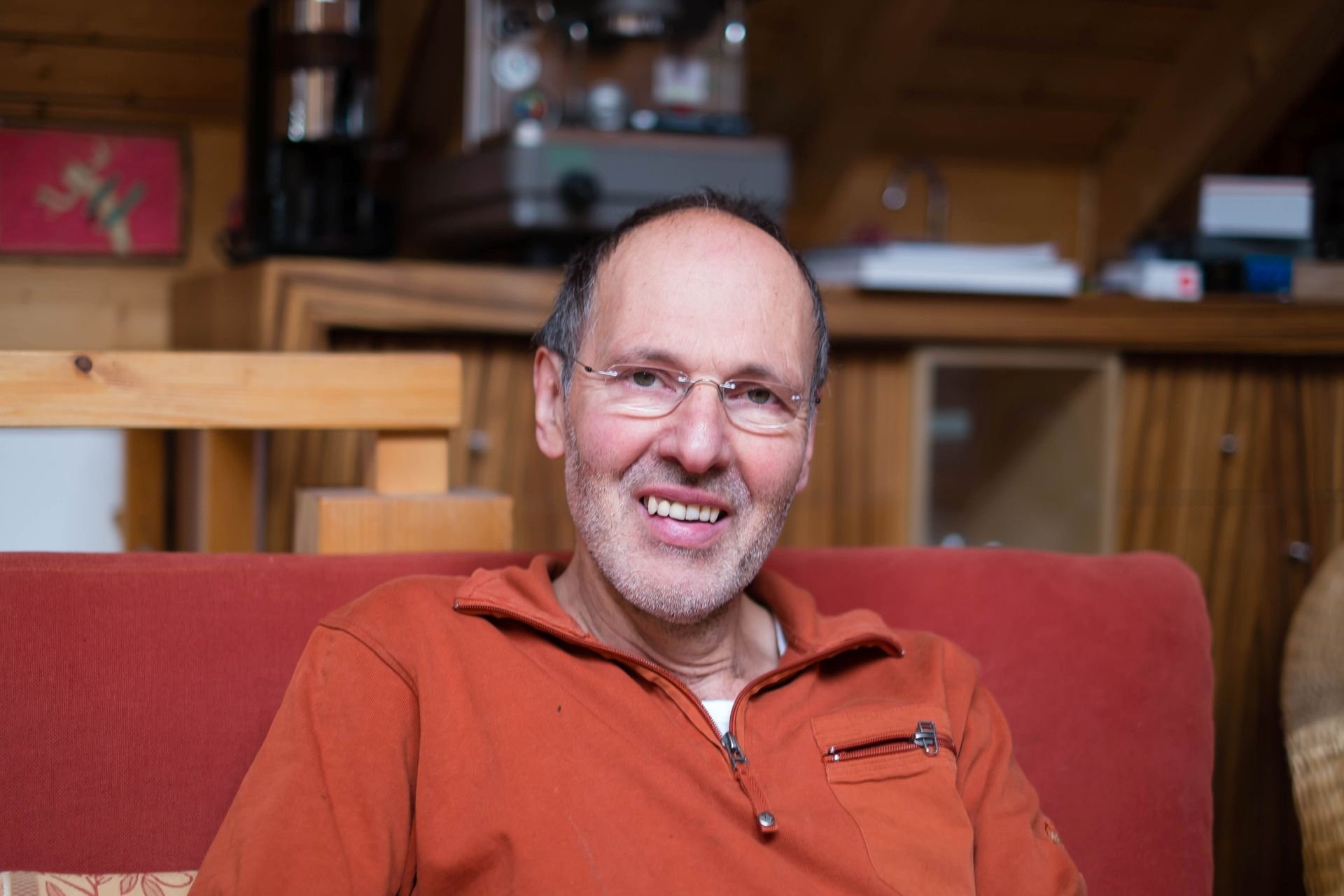 Thomas Blumenhofer baut seit 40 Jahren vorwiegend Hornlautsprecher, dessen Prinzip er sich mit Haut und Haar verschrieben hat.