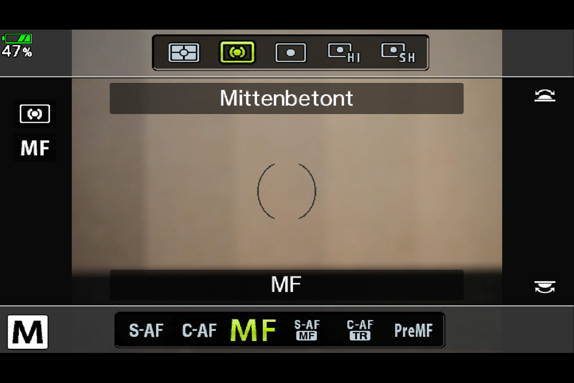 Olympus OM-D E-M1 Mark II: Oben die Methode der Belichtungsmessung, unten die Fokussier-Varianten.