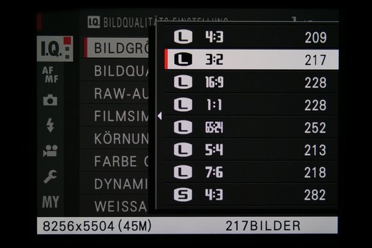 Fujifilm GFX 50S: Aufnahmemenü Bildqualität, Auswahl Seitenverhältnis.