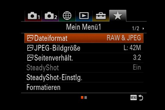 Sony Alpha 7R III Menüsystem. Unter dem Sternen-Symbol lässt sich das eigene Menü aus bis zu 30 Einstellungen zusammenstellen.