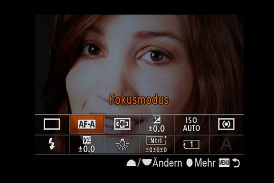 Sony Alpha 7R III Autofokus: Fokusmodus via Schnellmenü während der Aufnahme ändern.