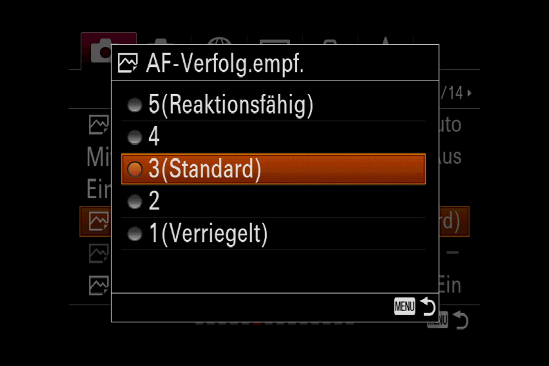 Sony Alpha 7R III Autofokus: AF-Verfolgungsempfindlichkeit bestimmen.