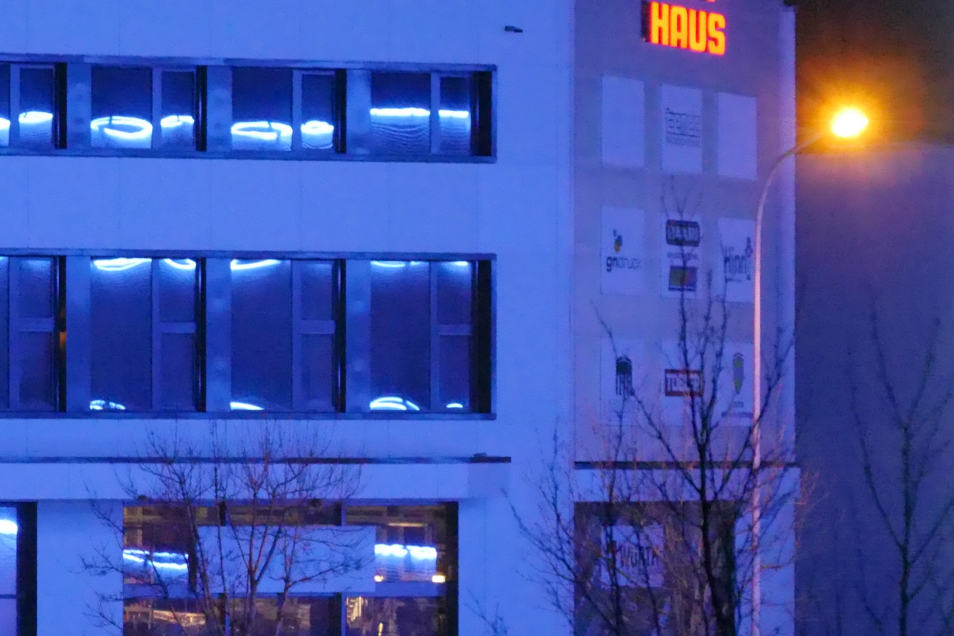 Panasonic Low-Light-Vergleich GH5 vs GH5S. Ausschnitt in 100 Prozent Ansicht, GH5, mit niedriger Auflösung, 10 MP, Bild ist in der Grösse vergleichbar mit GH5S mit 10 MP. Weniger deutliche Unterschiede zur GH5S.
