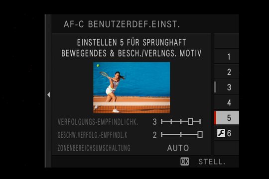 Fujifilm X-H1: Einstellung 5: Anwendbar bei Objekten, welche die Geschwindigkeit wechseln und einen grossen Bewegungsraum haben (links, rechts, vorne, hinten), z.B. Tennis, Fussball.