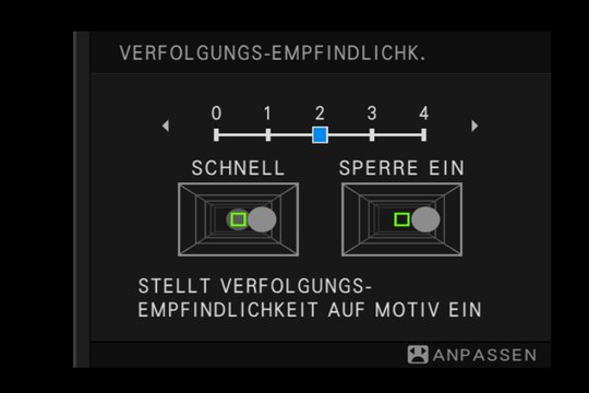 Fujifilm X-H1. Filmeinstellungen, Autofokus-Feintuning: Anpassen der Verfolgungs-Empfindlichkeit.