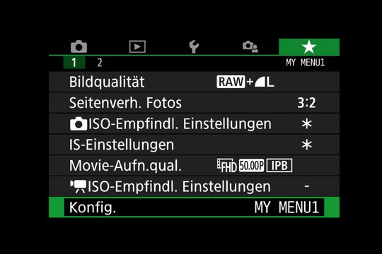 Canon M50, Bedienung mit Anpassungen. Oft gebrauchte Einstellungen können im eigenen Menü-Reiter «MyMenu» zusammengefasst werden.