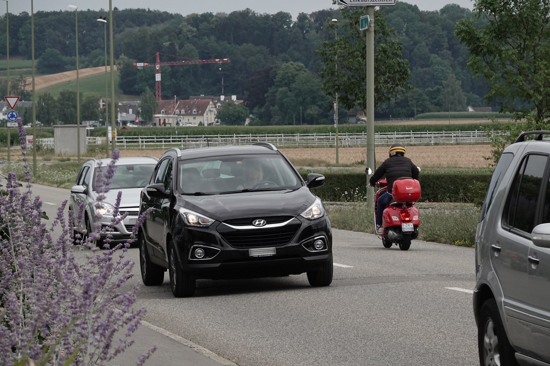 Serienbild mit 24 fps, Nr. 2. Brennweite 200 mm, f/10, 1/400 Sek., ISO 400.