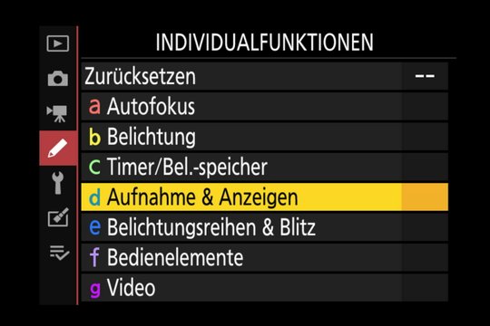 Nikon Z 7 Menüsystem: Die Individualfunktionen umfassen die meisten Einträge.