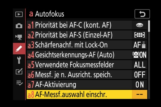 Nikon Z 7 Menüsystem: Die Autofokus-Parameter haben allein schon 12 Unterpunkte. Seite 1.