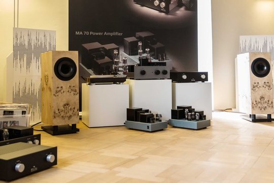 Tobias Soundsystems: Komplette Musikanlagen von Günter Tobian für die besonderen Glücksmomente beim Musikhören.