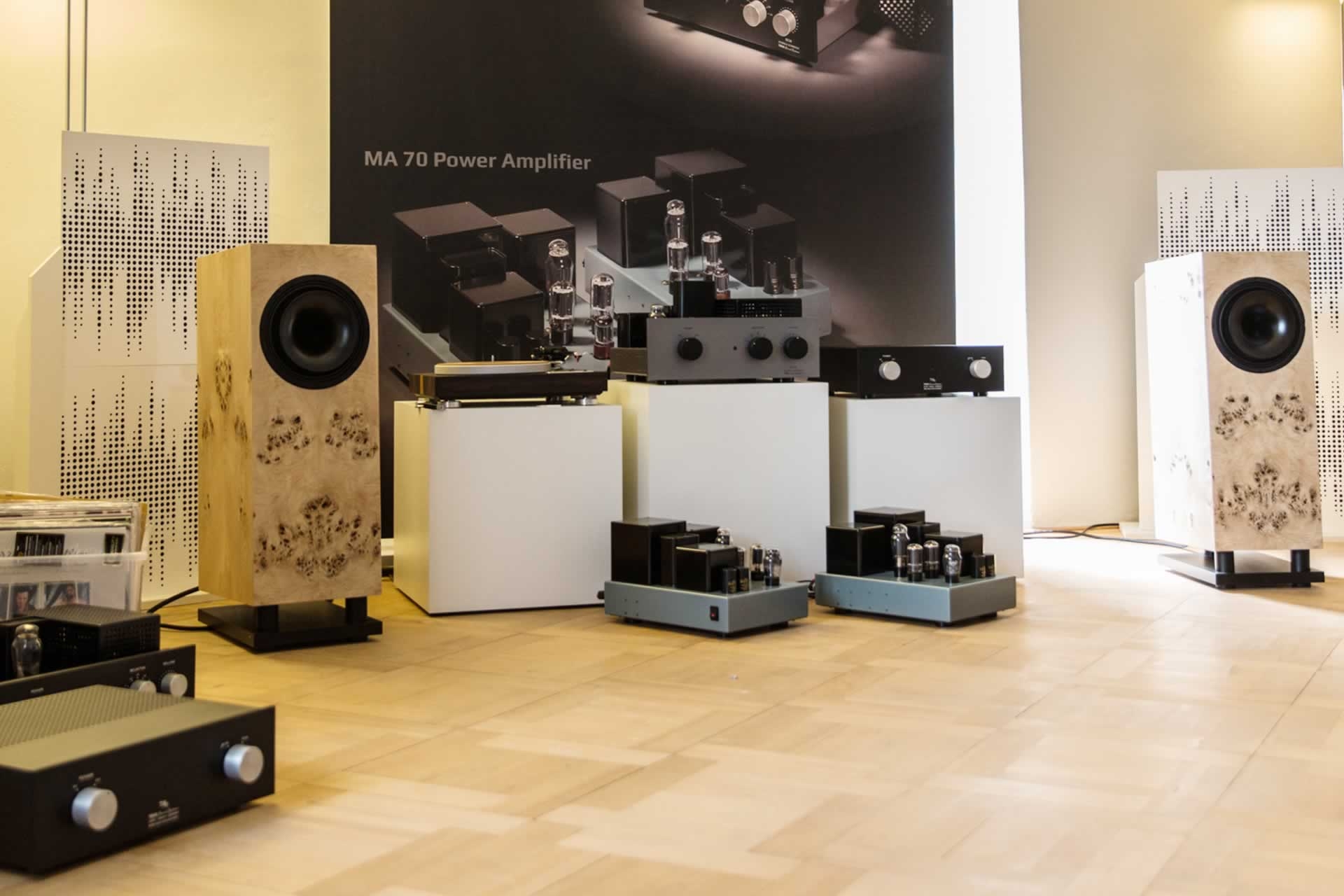 Tobias Soundsystems: Komplette Musikanlagen von Günter Tobian für die besonderen Glücksmomente beim Musikhören.