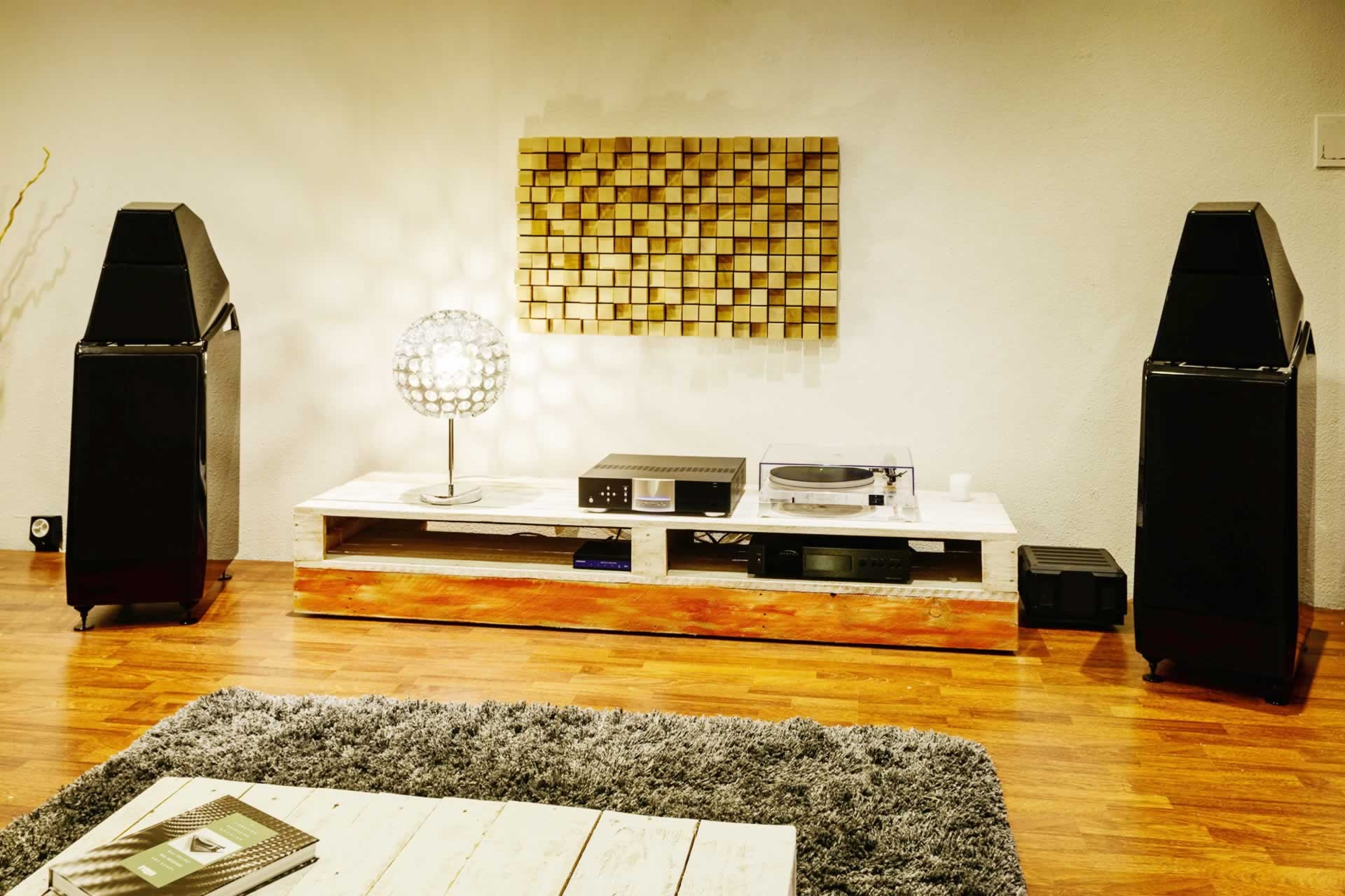 Wilson Audio: die US-Nobellautsprecher werden erstmals im Klangschloss von AV-Spalinger vorgestellt.
