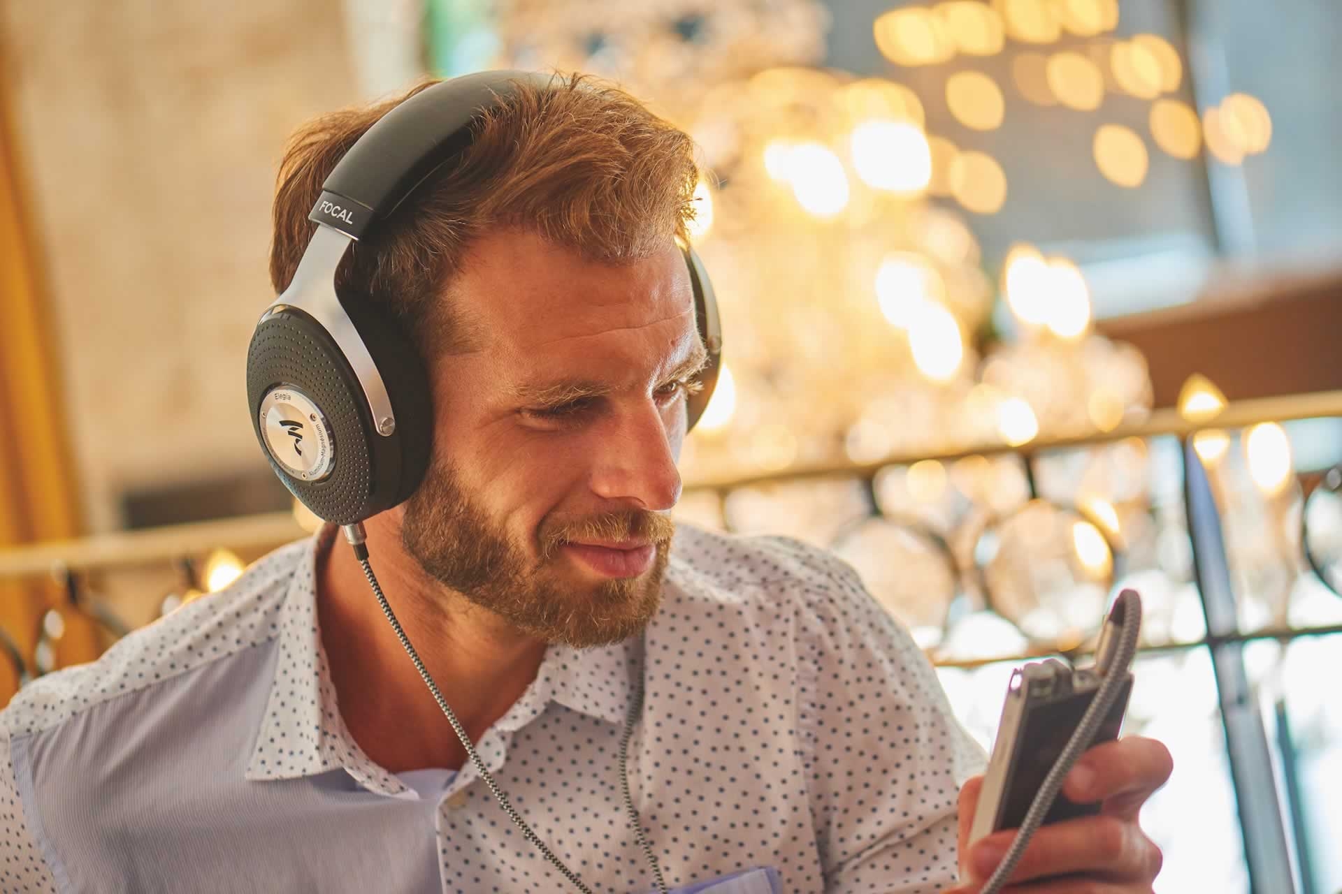 Focal stellt die Referenz-Serie wie auch diverse Kopfhörerverstärker von Naim und Heed Audio vor. Es ist zudem eine spannende Neuheit zu erwarten, die an diesem Wochenende ihre CH-Premiere feiern wird.