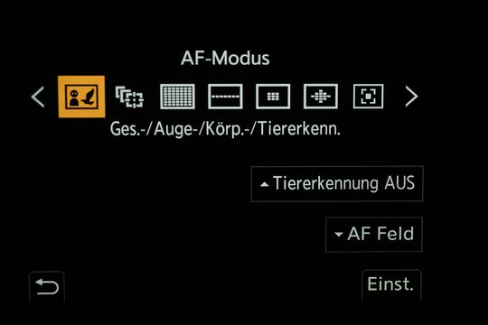 Autofokus Tiererkennung einschalten.