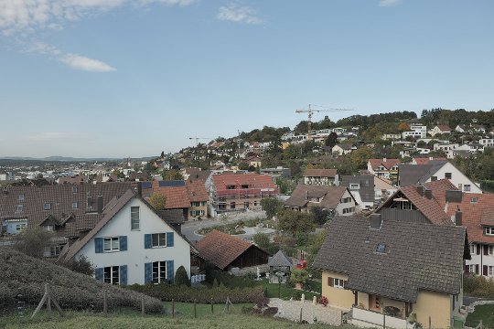 Obj. S 24-105, Brennweite 24 mm, P, f/6.3, 1/250 sec., ISO 100, WB Wolken, Bildstil «Flach».